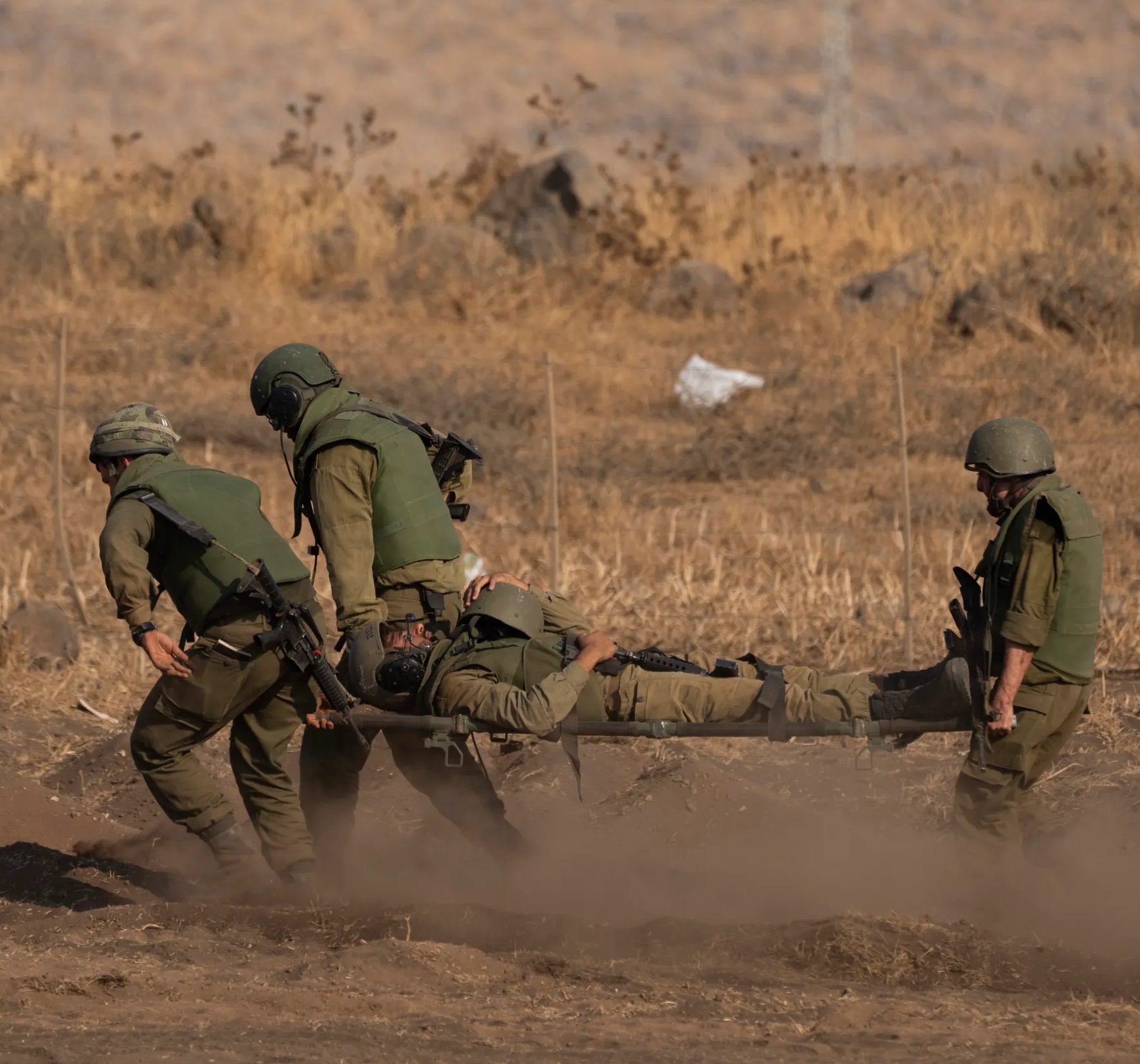 جيش الاحتلال يعترف بإصابة 18 ضابطا وجنديا خلال 24 ساعة في غزة
