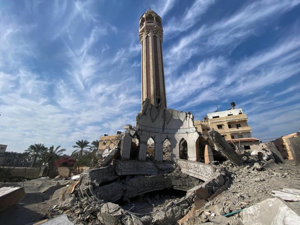 الأورومتوسطي: إسرائيل تشن هجمات عسكرية منهجية ضد الأماكن والآثار التاريخية في غزة