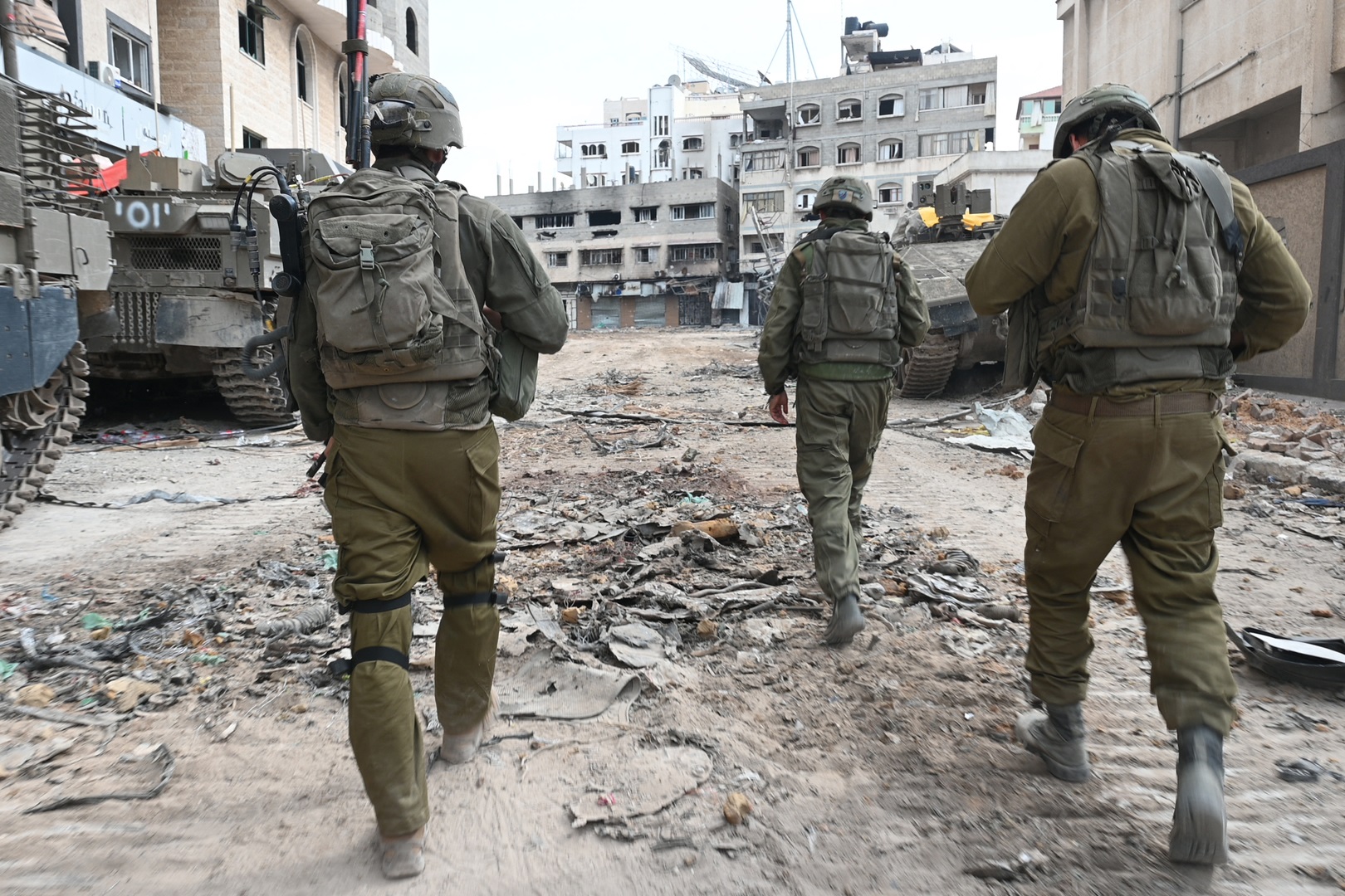 اصابة 13 جنديا اسرائيليا في معارك غزة