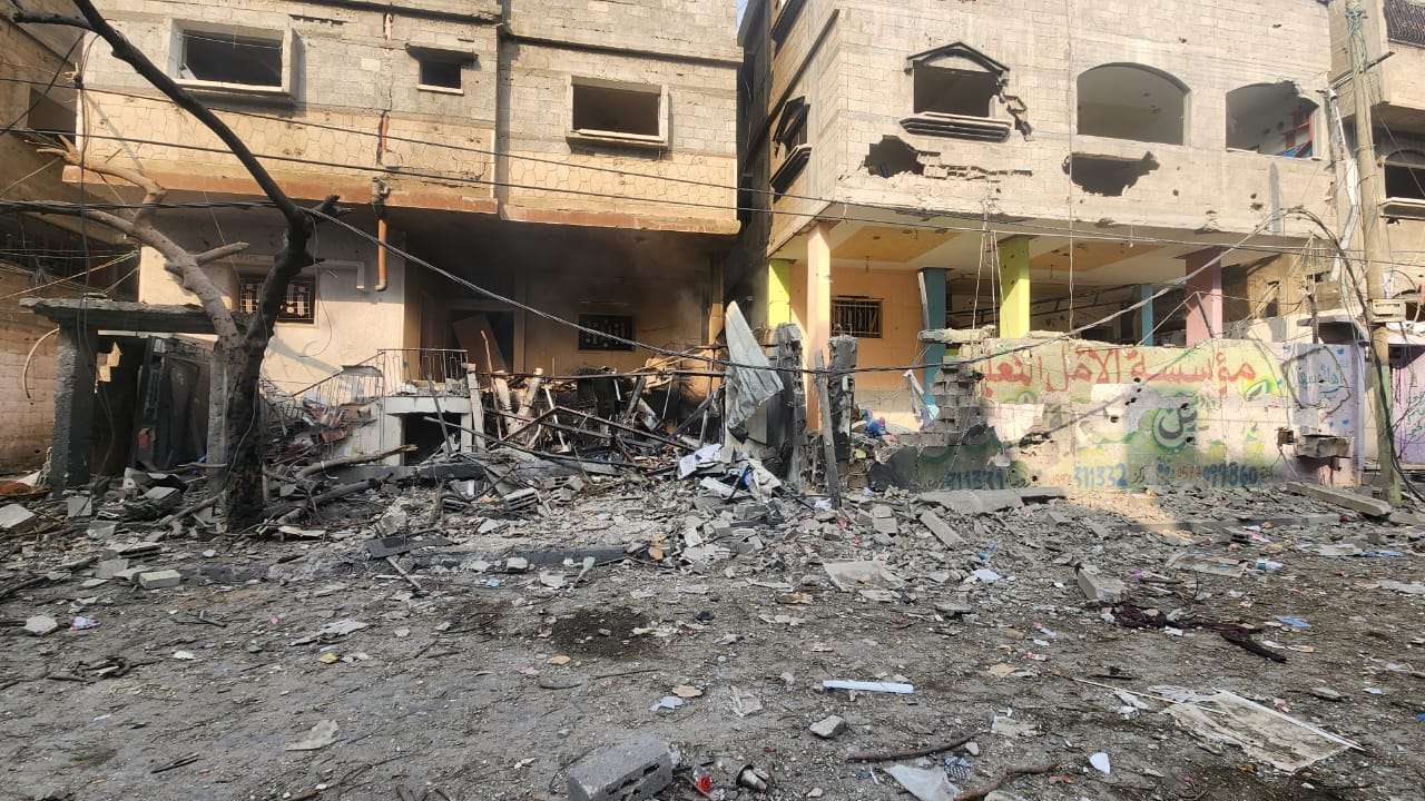 استشهاد 3 مواطنين في قصف الاحتلال منازل بخان يونس