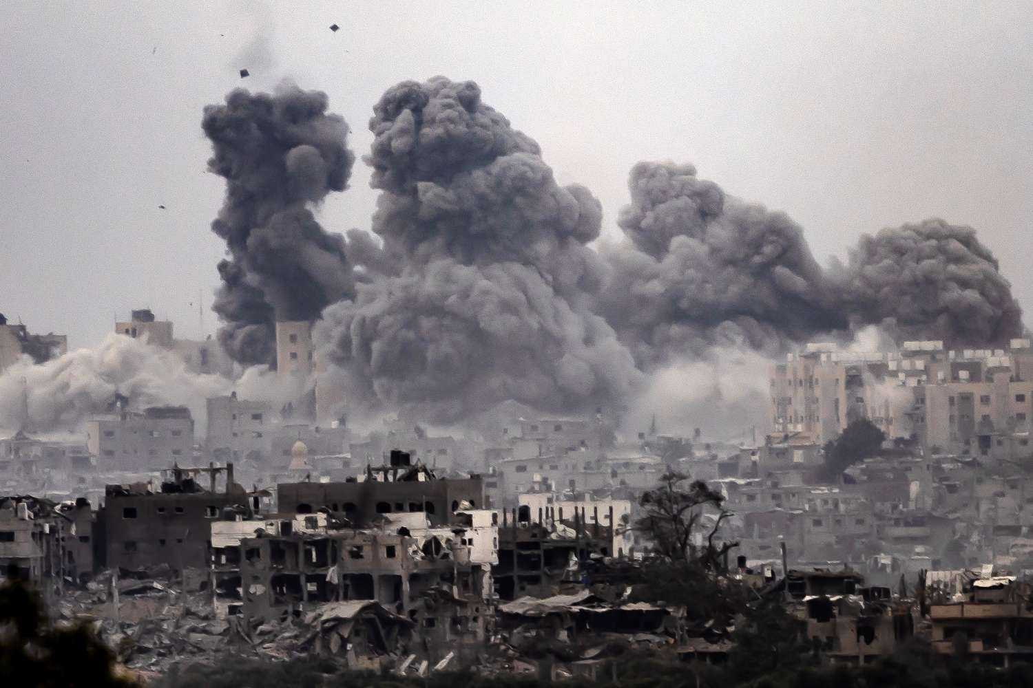 15 شهيدا في قصف للاحتلال على مدينة غزة