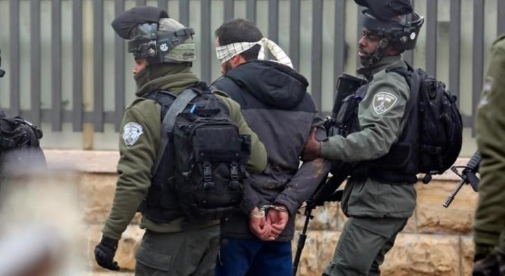 قوات الاحتلال تعتقل 15 مواطناً من الضفة الغربية