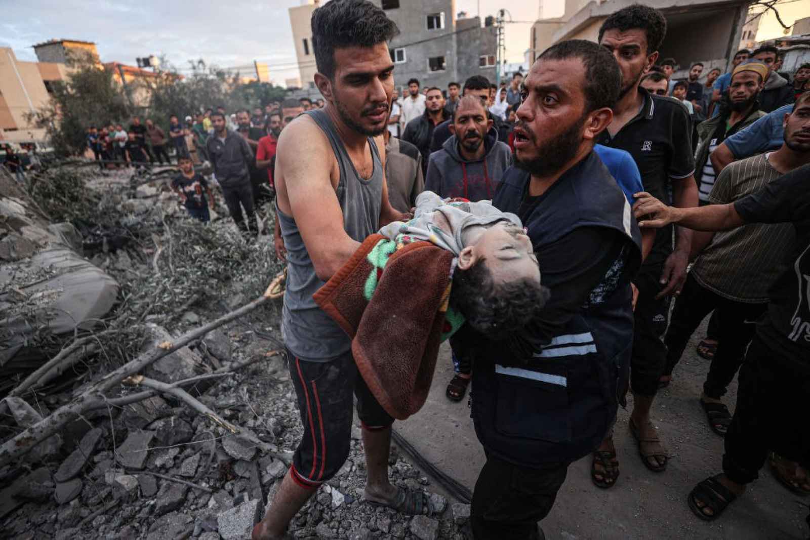 في يومها الـ 237 .. أبرز تطورات حرب الإبادة الجماعية الإسرائيلية على غزة
