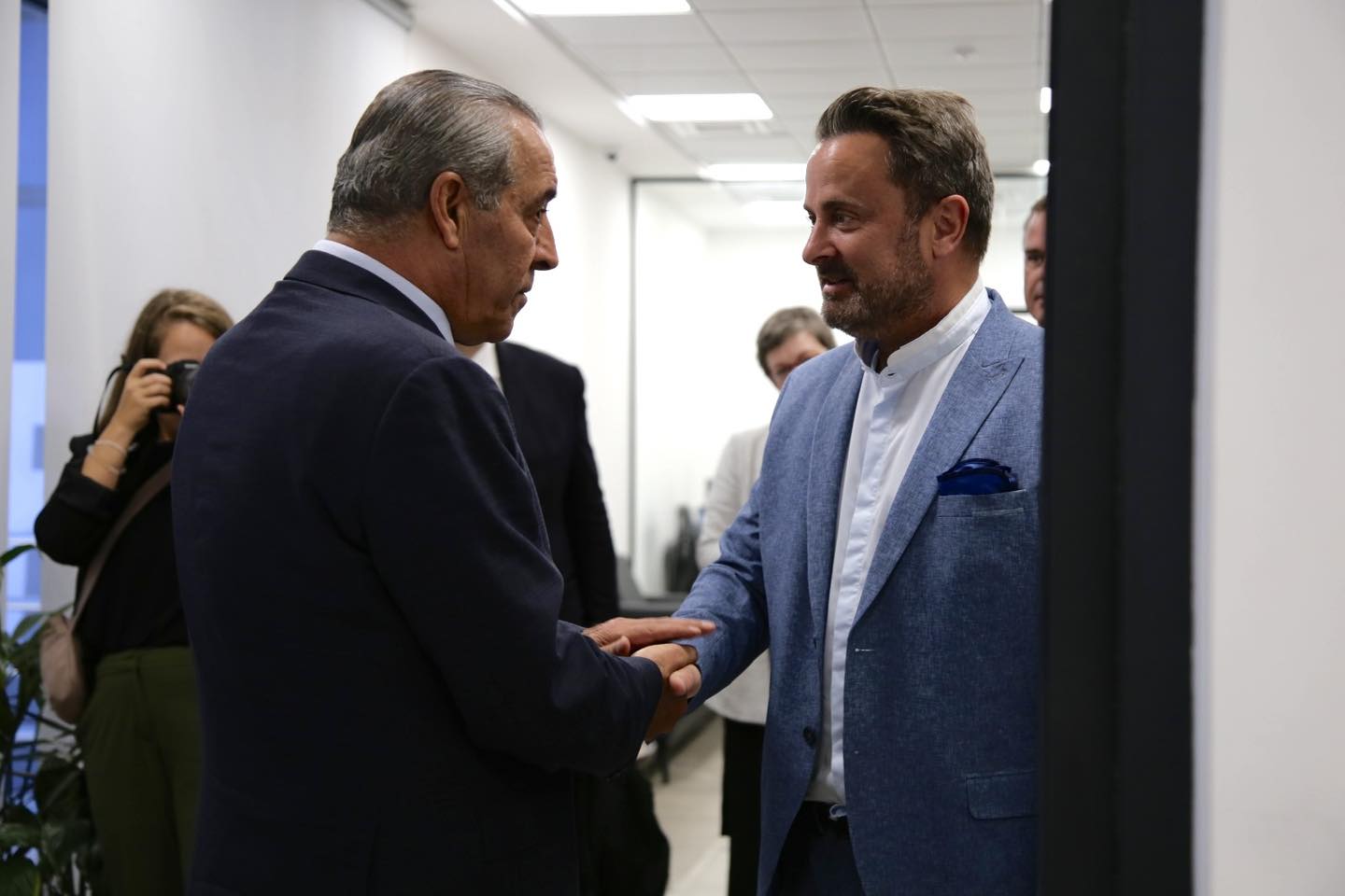حسين الشيخ يلتقي بوفد من خارجية لوكسمبورغ