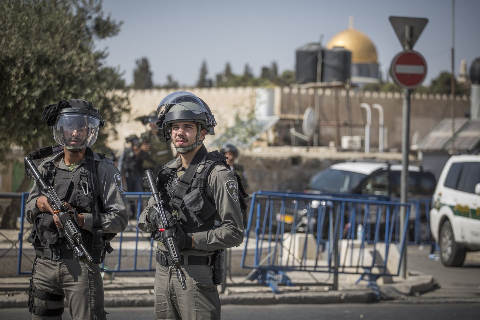 الاحتلال يحول القدس إلى ثكنة عسكرية بذريعة تأمين "مسيرة الأعلام" الاستفزازية