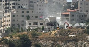 الاحتلال يهدم منزلا في منطقة فرش الهوى غرب الخليل