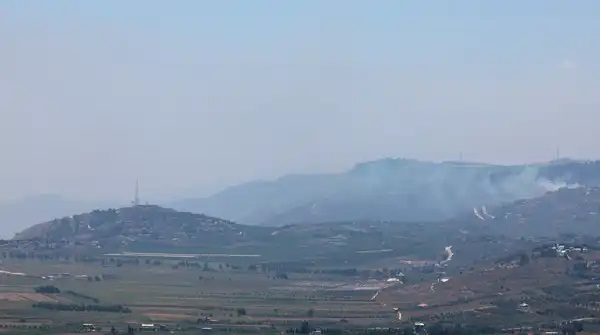 إطلاق 150 قذيفة من جنوبي لبنان والحرائق تتواصل شمال فلسطين المحلتة