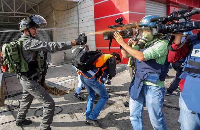 بالأسماء، 51 صحفي فلسطيني في سجون الاحتلال